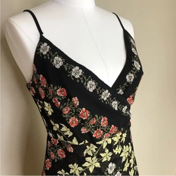 Beautiful Vintage guess Floral Black Midi Dress XS - Picture 4 of 5